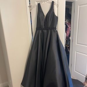 XL black prom dress.